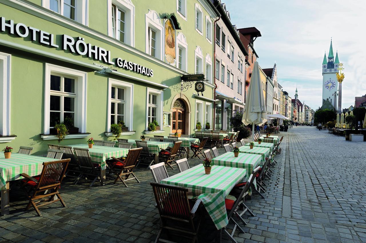 & Roehrl Hotel