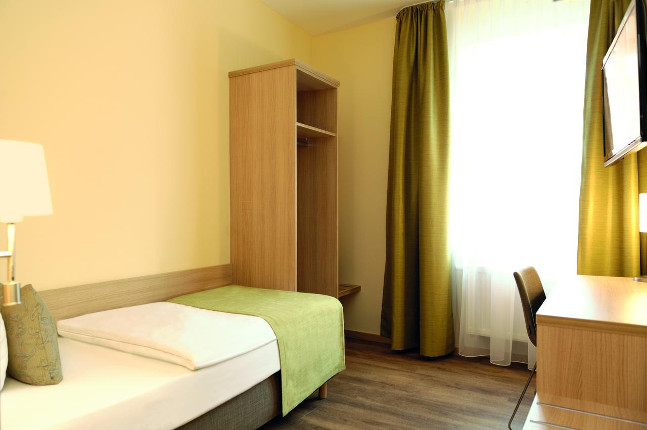 & Roehrl Hotel Straubing